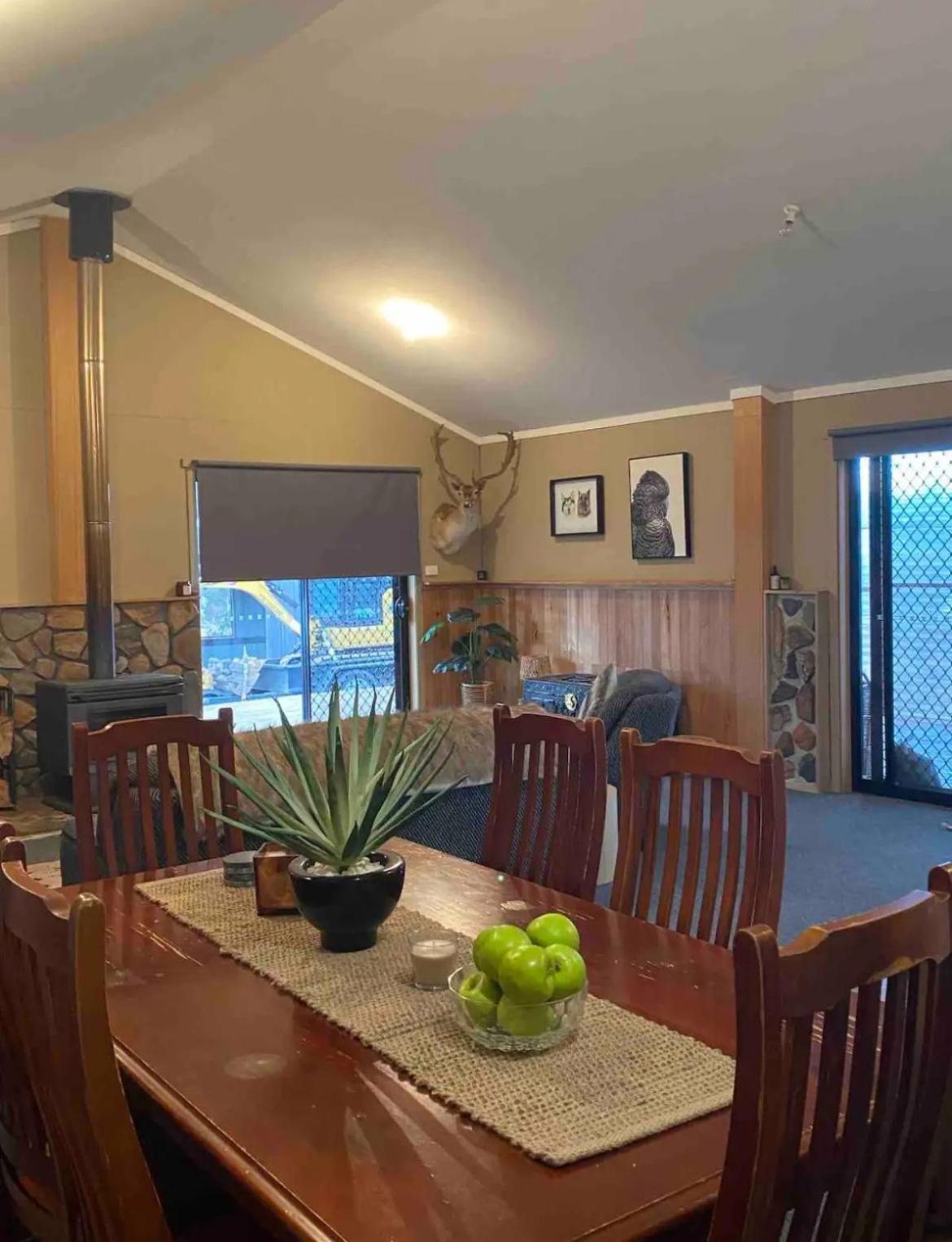 Great Lakes Wilderness Three Bedroom Home Miena Exterior photo