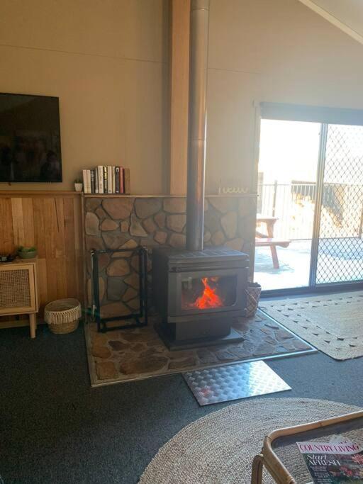 Great Lakes Wilderness Three Bedroom Home Miena Exterior photo