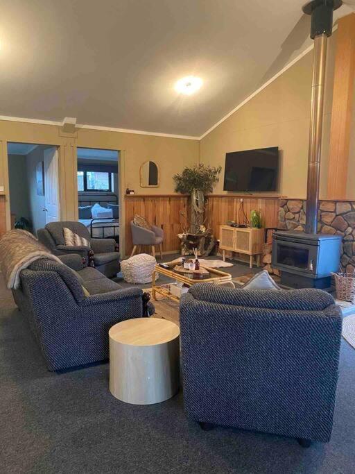Great Lakes Wilderness Three Bedroom Home Miena Exterior photo